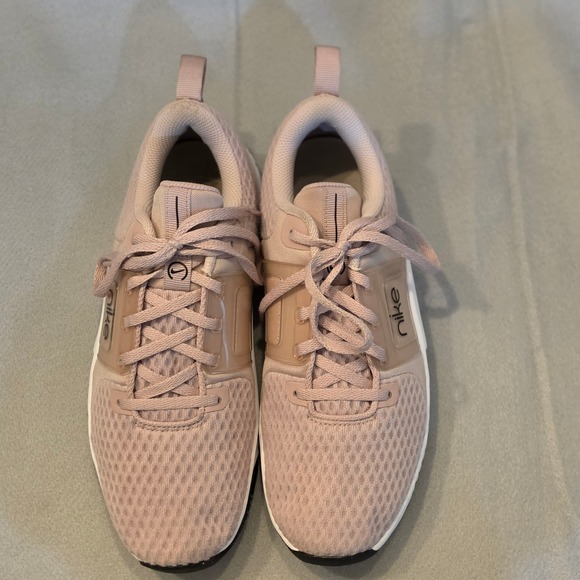 Nike Shoes - Nike Renew In-Season TR 10 Women 9.5 Pink Good Training Sneaker CK2576-200